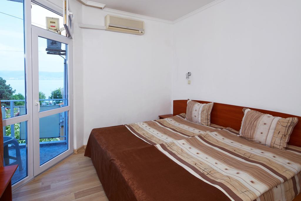 Night Panorama Hotell Nesebar Exteriör bild